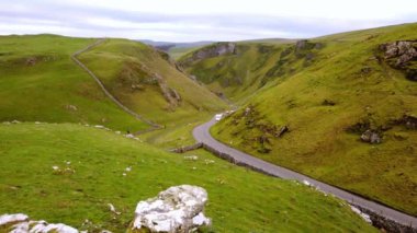 Winnats Pass İngiltere'de en yüksek İlçe Milli Parkı - seyahat fotoğrafçılığı, üzerinde havadan görünümü