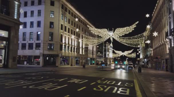 Gatan dekoration i London vid jul - London, England - 16 December 2018 — Stockvideo