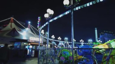 Büyük kış harikalar diyarı Noel Londra - Londra, İngiltere - 16 Aralık 2018'adil