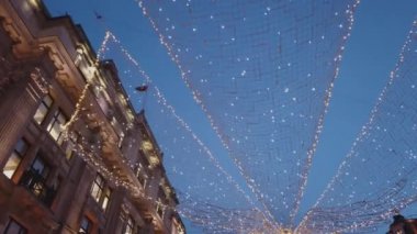 Noel zamanda Londra harika sokak dekorasyonunda - Londra, İngiltere - 16 Aralık 2018 yer