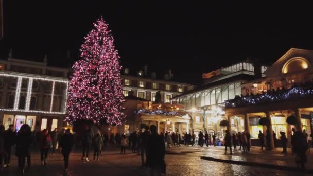 Navidad en Covent Garden London - LONDRES, INGLATERRA - 16 DE DICIEMBRE DE 2018 — Vídeos de Stock