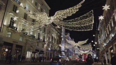 Noel Londra ile harika sokak dekorasyonunda - Londra, İngiltere - 16 Aralık 2018