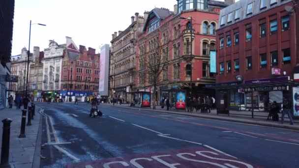 曼彻斯特市中心的街景 英国曼彻斯特 2019年1月1日 — 图库视频影像