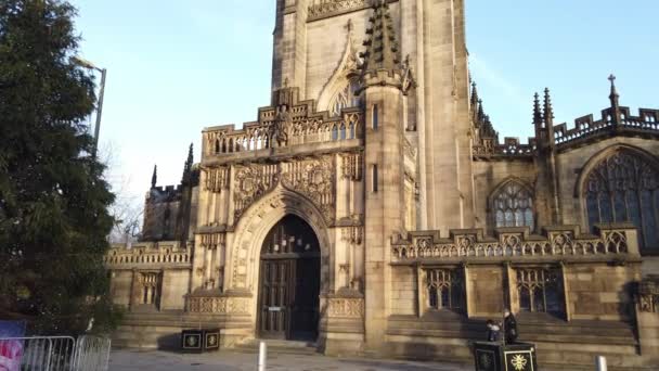 Schöne Architektur Der Kathedrale Von Manchester Manchester Vereinigtes Königreich Januar — Stockvideo