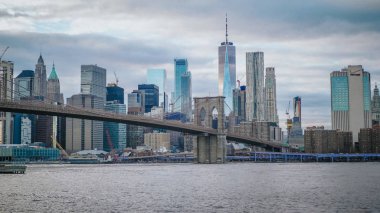 Nefes kesen Manhattan siluetinin New York - New York, ABD - 4 Aralık 2018