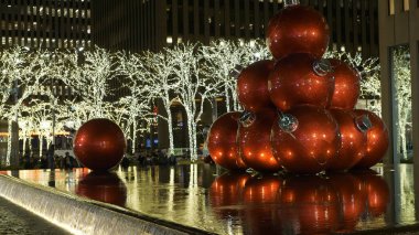 Harika Noel dekorasyonu sokaklarda New York - New York, ABD - 4 Aralık 2018