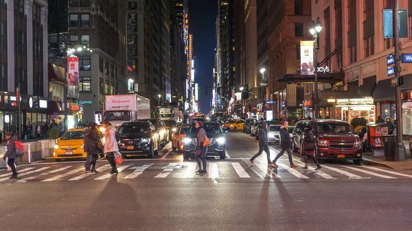 Cruce Callejero Nueva York Por Noche Vista Típica Manhattan Nueva — Foto de Stock