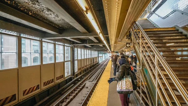 Платформа Нью Йоркского Метро Нью Йорк Сша Декабря 2018 Года — стоковое фото