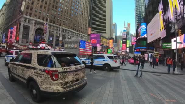 Lopen over Times Square in Manhattan New York — Stockvideo