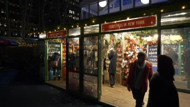 圣诞节在纽约布莱恩特公园曼哈顿圣诞节市场 曼哈顿 2018年12月4日 — 图库视频影像