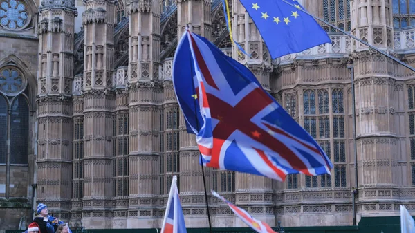 Brexit protest march and demonstration in London - LONDON, ENGLAND - DECEMBER 15, 2018 — Stock Photo, Image