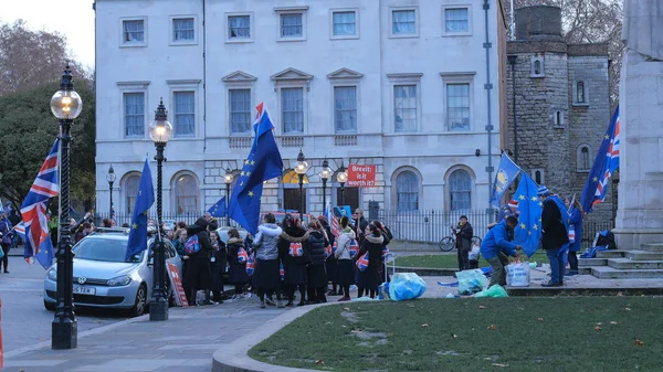 Brexit protesto marcha e manifestação em Londres - LONDRES, ENGLÂNDIA - DEZEMBRO 15, 2018 — Fotografia de Stock