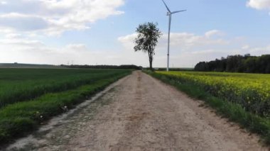 Uçuş alanları - güzel doğa bir yol boyunca