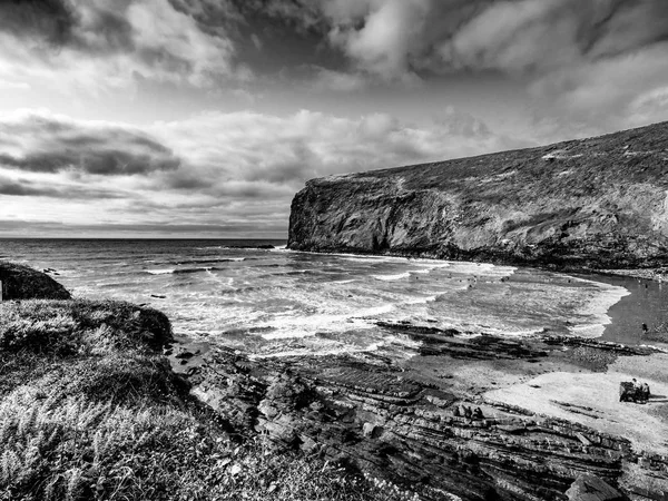 Gyönyörű sziklák és a Crackington Haven Cornwall — Stock Fotó