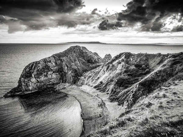 La bellissima costa alla porta Durdle in Inghilterra — Foto Stock