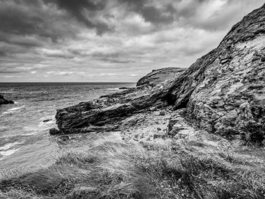 Cornwall - Tintagel Kalesi'nde popüler Simgesel Yapı - Tintagel Cove gezi fotoğrafçılığı