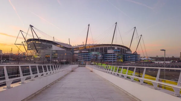 Διάβαση Πεζών Στο Etihad Stadium Της Μάντσεστερ Σίτι Μάντσεστερ Ηνωμένο — Φωτογραφία Αρχείου