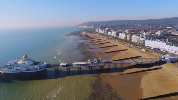 Volo Sul Molo Eastbourne Sulla Costa Meridionale Dell Inghilterra — Video Stock