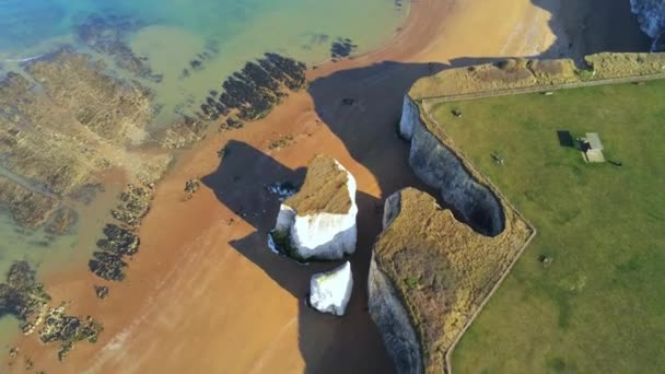 Vlucht Botanie Bay Met Zijn Witte Kliffen Kent Luchtfoto — Stockvideo