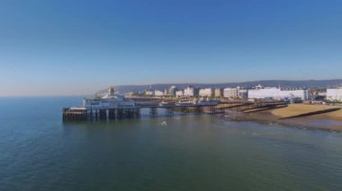 Sussex Eastbourne plaj üzerinde uçuş 