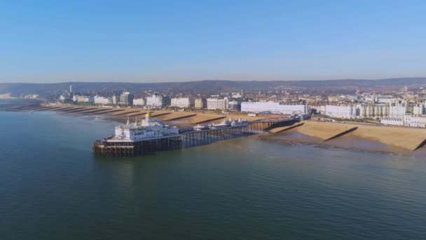 Vlucht Het Strand Van Eastbourne Sussex — Stockvideo