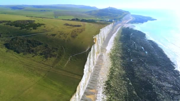 Hét Sisters tengerpart Angliában a fehér sziklák-légi nézet