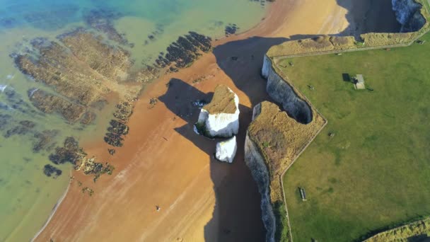 Vlucht Botanie Bay Met Zijn Witte Kliffen Kent Luchtfoto — Stockvideo