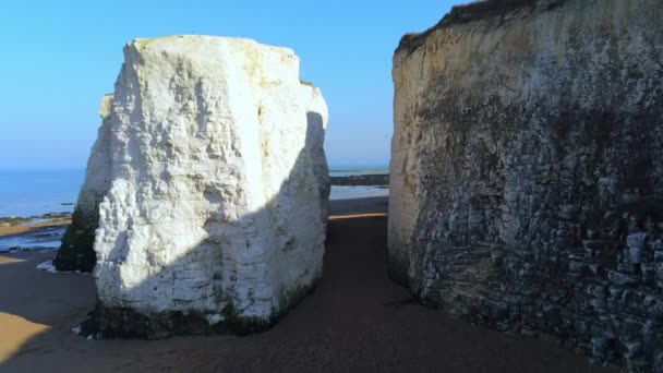 Witte Kliffen Krijtrotsen Botanie Bay Engeland Luchtfoto — Stockvideo