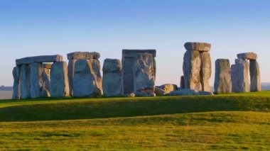 Stonehenge Ingiltere 'de mistik bir yerdir  