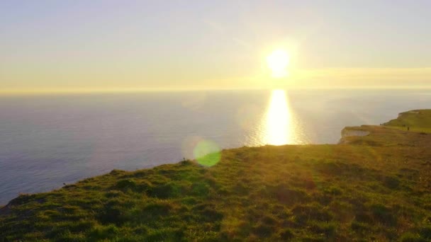 Západ Slunce Nad Bílými Útesy Pláži Sussex England Cestovní Fotografie — Stock video