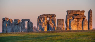 Stonehenge İngiltere'de dünyanın ünlü kayalar 