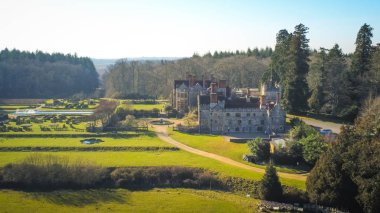 Güney İngiltere'deki ünlü Rhinefield House