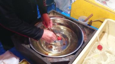 Japon spesiyaliteleri hazırlık ve sokak gıda satışı