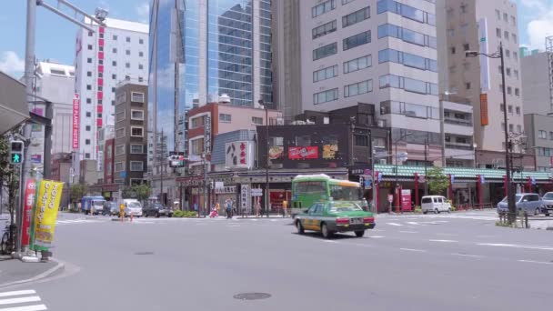 Straßenansicht in tokyo asakusa - tokyo, japan - 12. Juni 2018 — Stockvideo