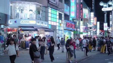 Shibuya - Tokyo - Tokyo, Japonya - 12 Haziran 2018 meşgul ve popüler bölgesinde