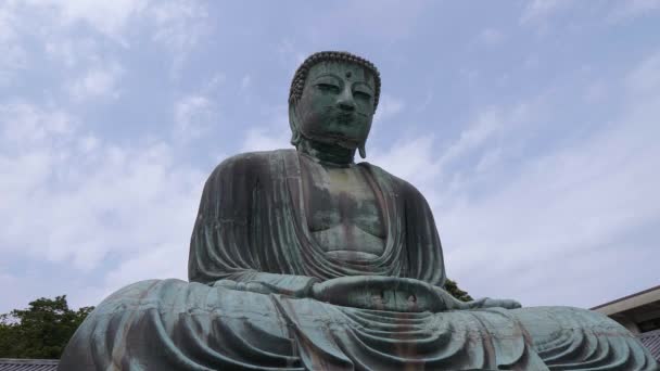 Punto di riferimento più famoso di Kamakura - Il grande Buddha Daibutsu — Video Stock