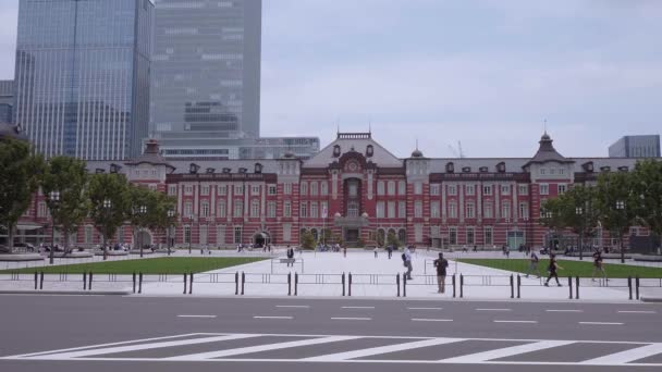 Tokyo Station - ogromny głównego dworca w mieście - Tokio, Japonia - 12 czerwca 2018 r. — Wideo stockowe