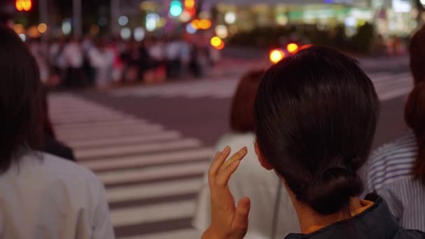 Shibuya - un distrito muy concurrido y popular en Tokio - TOKYO, JAPÓN - 12 DE JUNIO DE 2018 — Vídeos de Stock