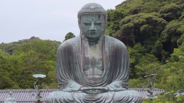 Mest berömda landmärke i Kamakura - den stora Buddha Daibutsu — Stockvideo