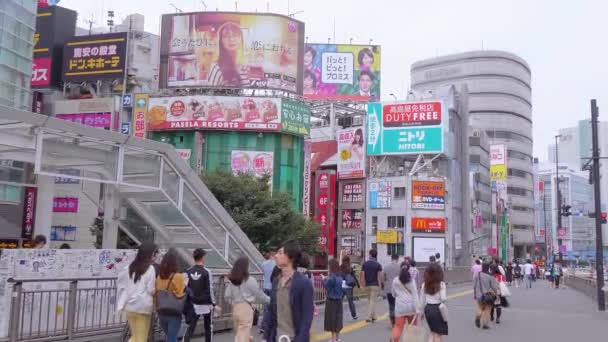 신주쿠-도쿄에 바쁜 구-도쿄, 일본-2018 년 6 월 17 일 — 비디오
