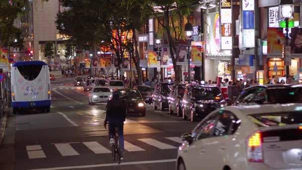 Shibuya nachts - een drukke plek in Tokyo - Tokyo, Japan - 12 juni, 2018 — Stockvideo