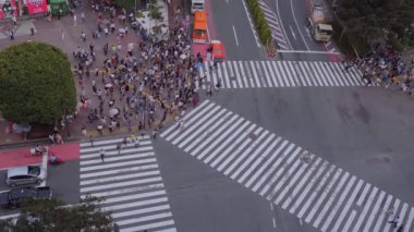 Ünlü Shibuya Crossing Tokyo - havadan görünümü - Tokyo, Japonya - 12 Haziran 2018