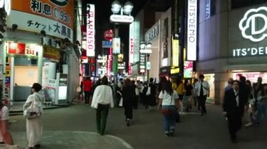 Shibuya - Tokyo - Tokyo, Japonya - 12 Haziran 2018 meşgul ve popüler bölgesinde