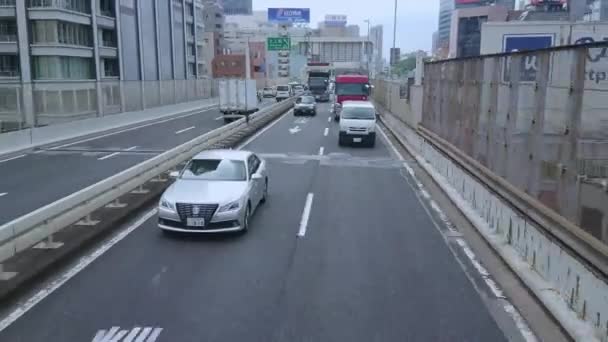 Straßenverkehr in der Stadt Tokio - Tokio, Japan - 12. Juni 2018 — Stockvideo