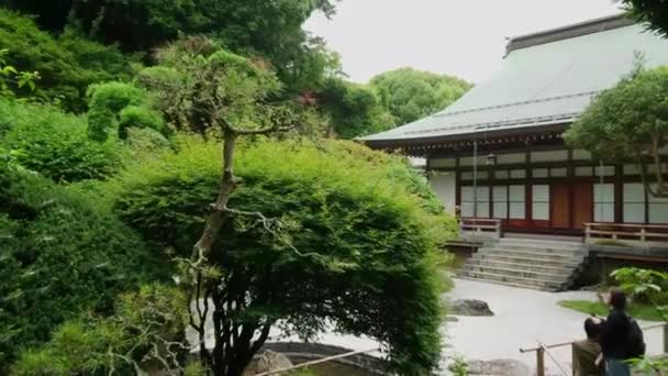 Casa tradicional japonesa em Kamakura - TOKYO, JAPÃO - JUNHO 17, 2018 — Vídeo de Stock