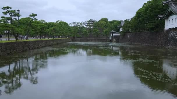 Östlicher garten des kaiserlichen palastparks in tokyo - tokyo, japan - 17. Juni 2018 — Stockvideo