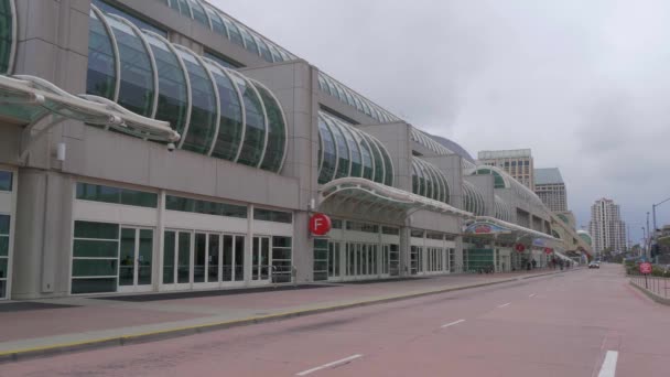 San Diego Convention Center buildings - CALIFORNIA, ΗΠΑ - 18 Μαρτίου 2019 — Αρχείο Βίντεο
