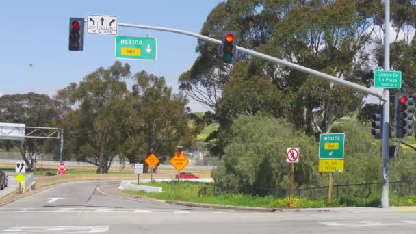 Frontera de Estados Unidos a México en San Ysidro California - CALIFORNIA, Estados Unidos - 18 DE MARZO DE 2019 — Vídeos de Stock