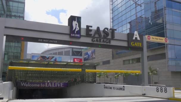 Estacionamiento en Staples Center Los Angeles - CALIFORNIA, Estados Unidos - 18 DE MARZO DE 2019 — Vídeos de Stock