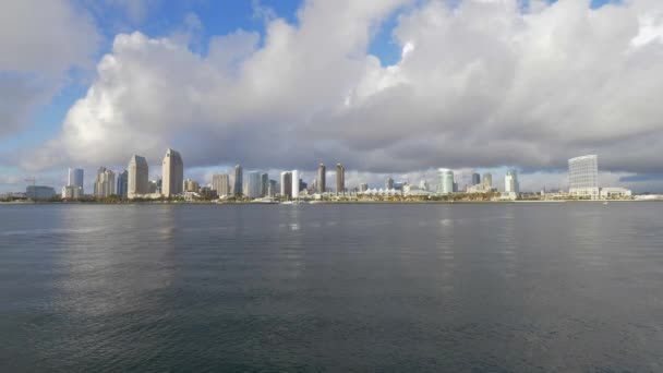 Vue grand angle sur la Skyline de San Diego - CALIFORNIA, USA - 18 MARS 2019 — Video